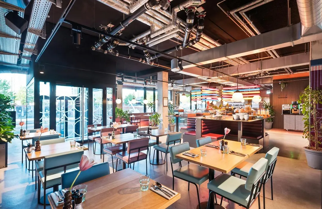 The Social Hub Berlin Alexanderplatz Extended Stay-1